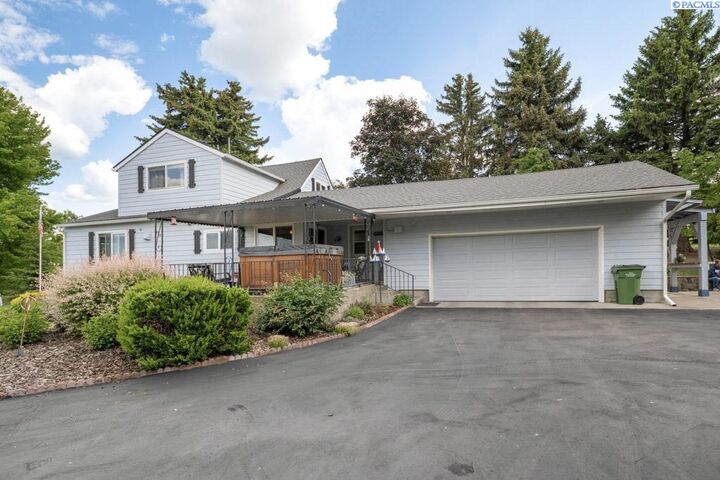 Property Photo: 47001 SR 27 WA 99033