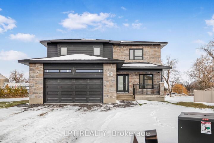 Property Photo: 63 Chateauguay Street ON K0A 1W0