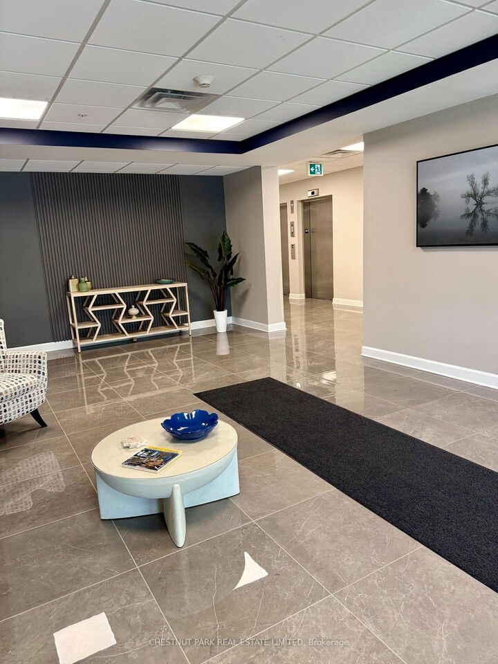 Property Photo: 129B South Street 317 ON K7G 0B1