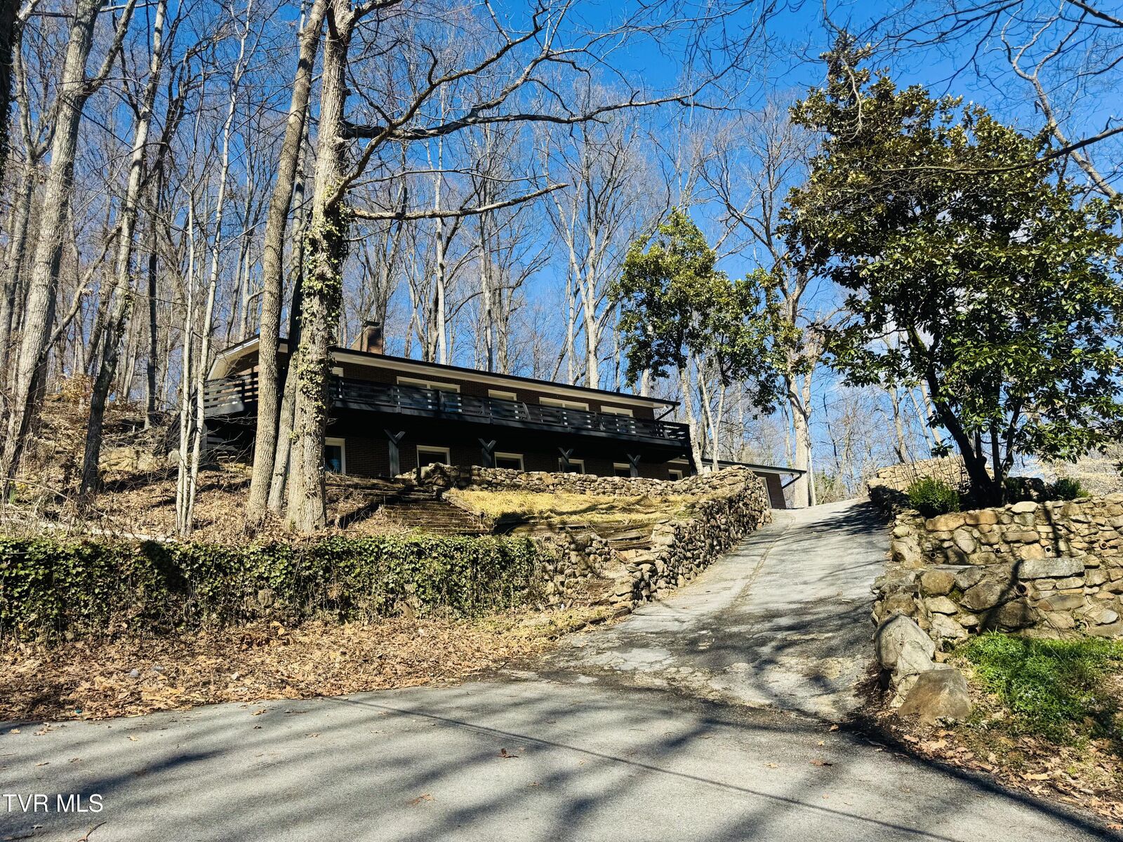 Property Photo:  2 Rovan Circle  TN 37601 