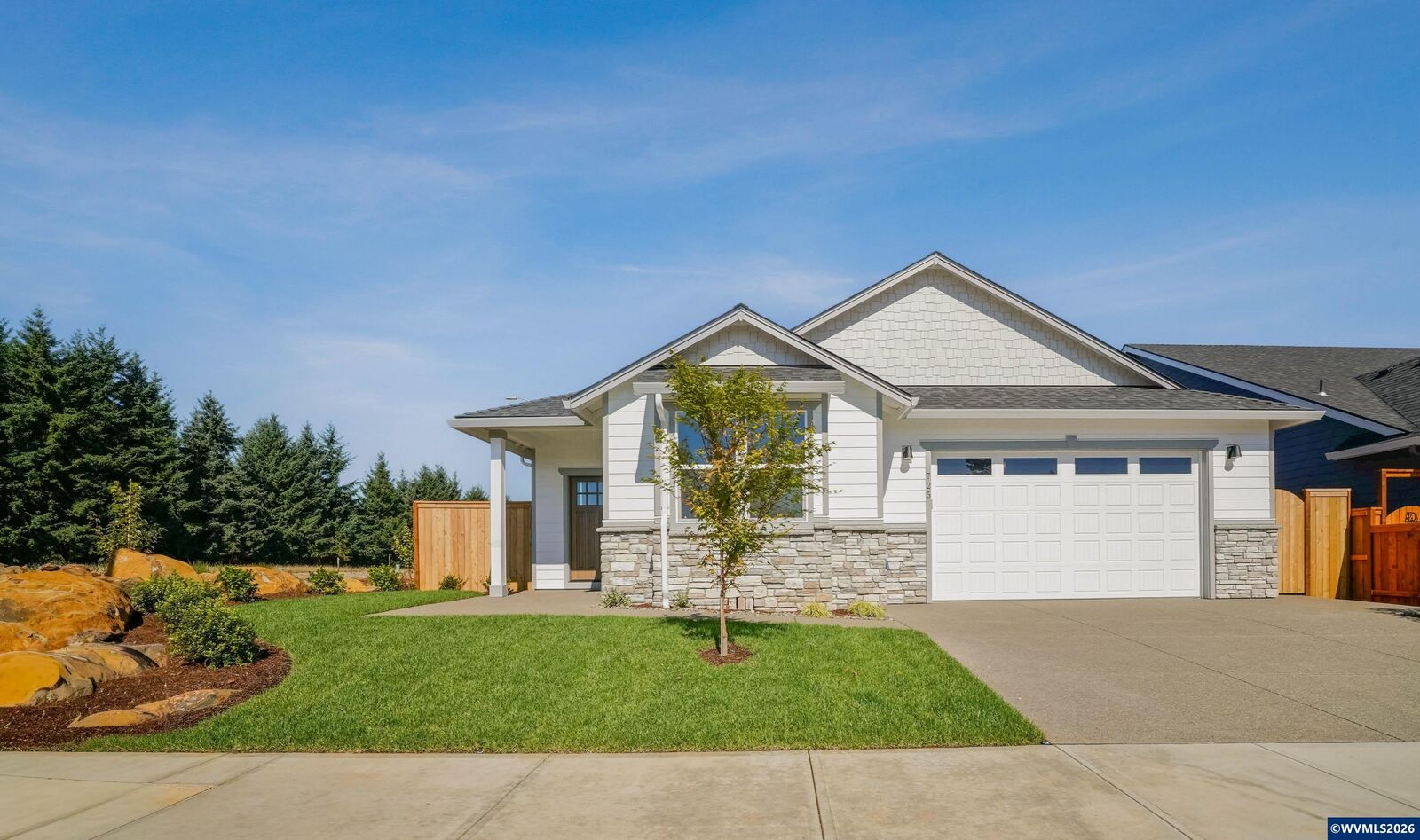 Property Photo:  760 Emily Grace Ct SE  OR 97306 