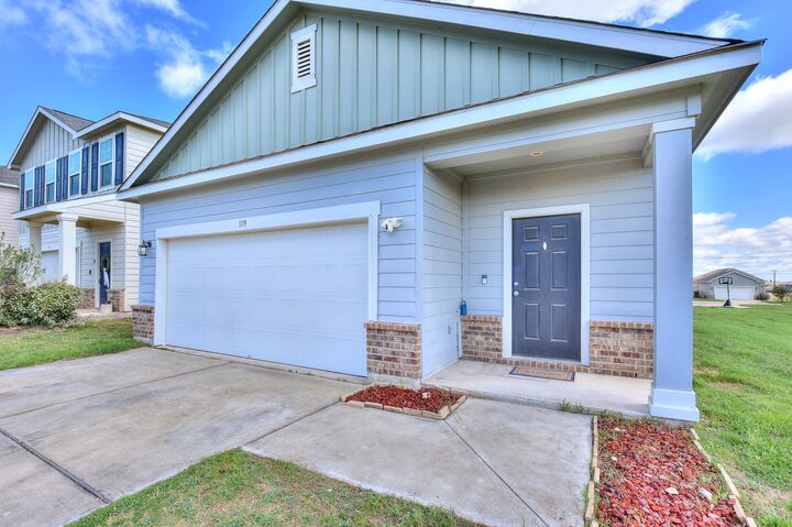 Property Photo: 109 Helios Drive TX 76537