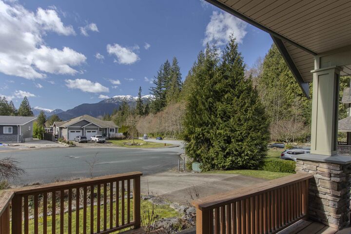 Property Photo: 1003 Ash Place BC V8B 0W2