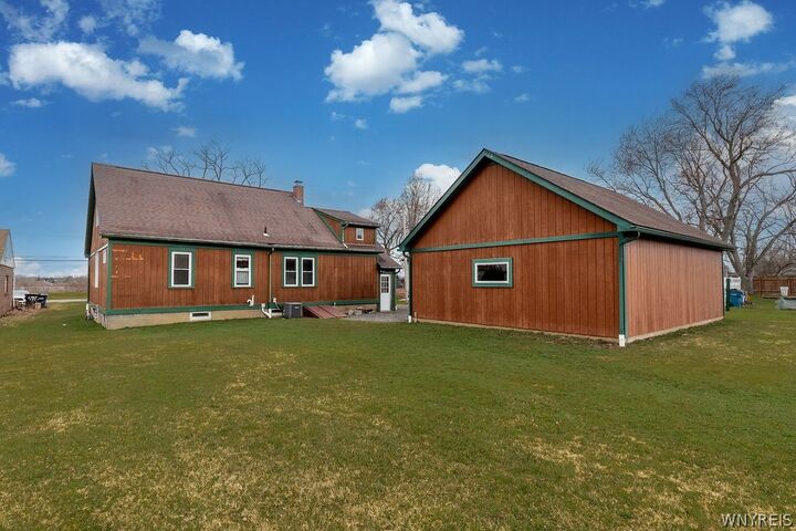 Property Photo:  3471 West River Road  NY 14072 