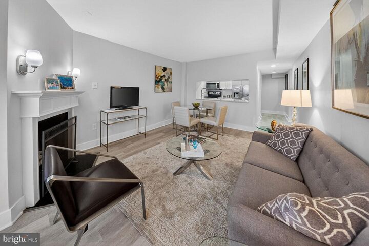 Property Photo:  4444 Connecticut Avenue NW 703  DC 20008 