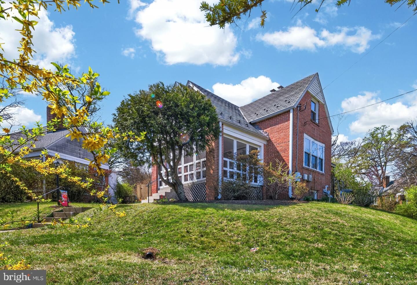 Property Photo:  406 Dale Drive  MD 20910 