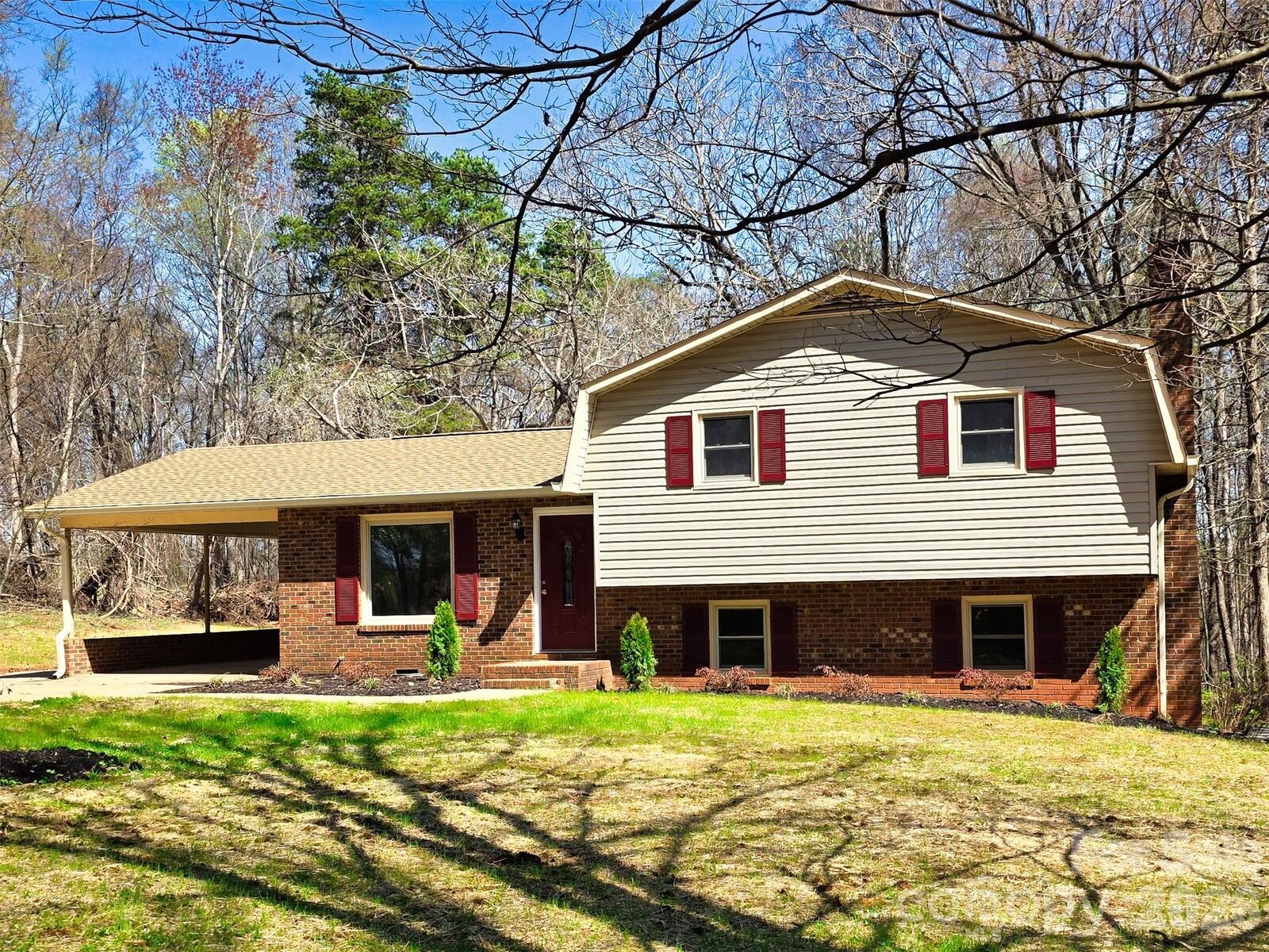 Property Photo:  323 Mount Bethel Road  NC 28634 