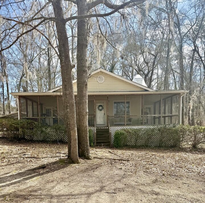 Property Photo: 648 Stumphole Road SC 29047
