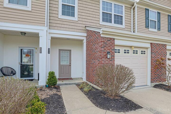 Property Photo:  115 Woodside Park Drive  OH 45102 