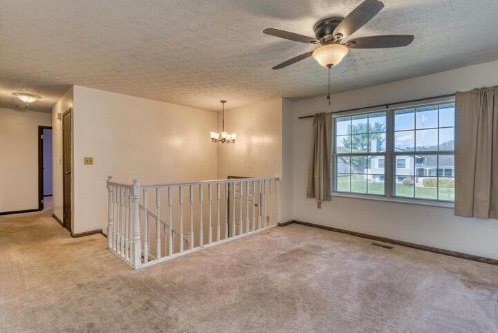 Property Photo:  1833 Lakeview Drive  OH 43055 