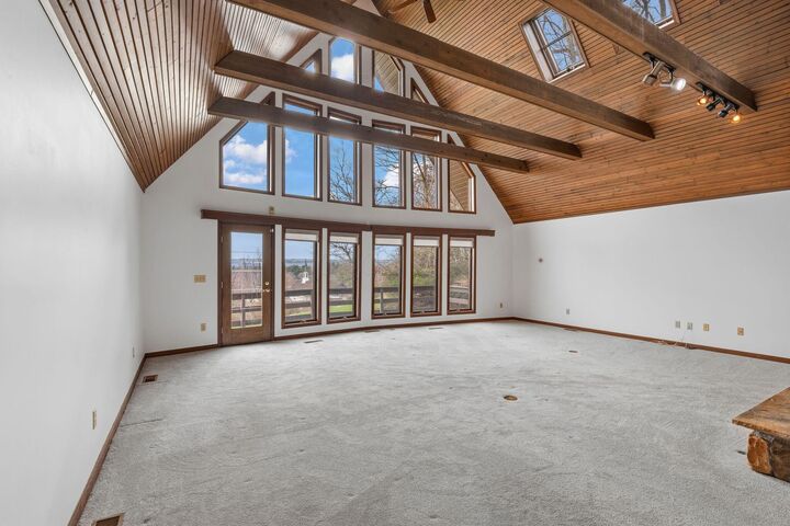 Property Photo:  1445 Londondale  OH 43055 