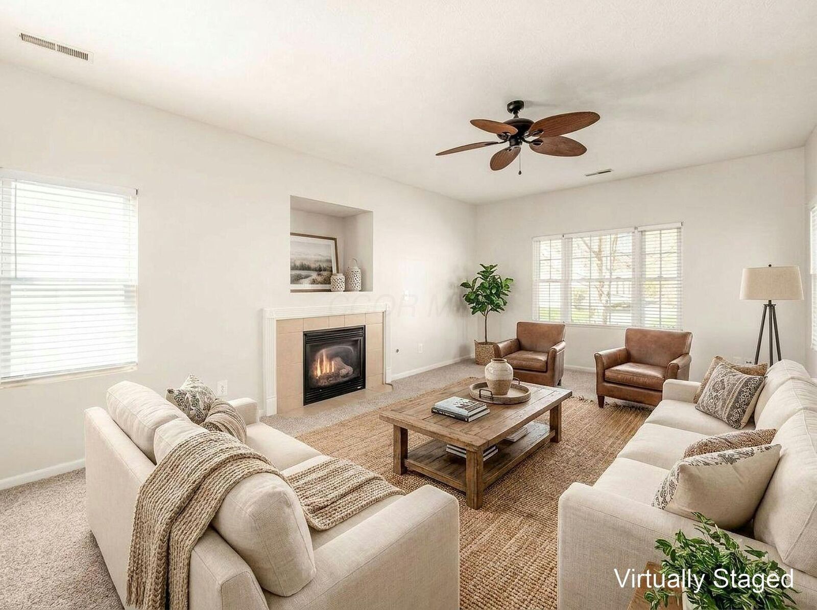 Property Photo: 4050 Summerstone Drive OH 43230