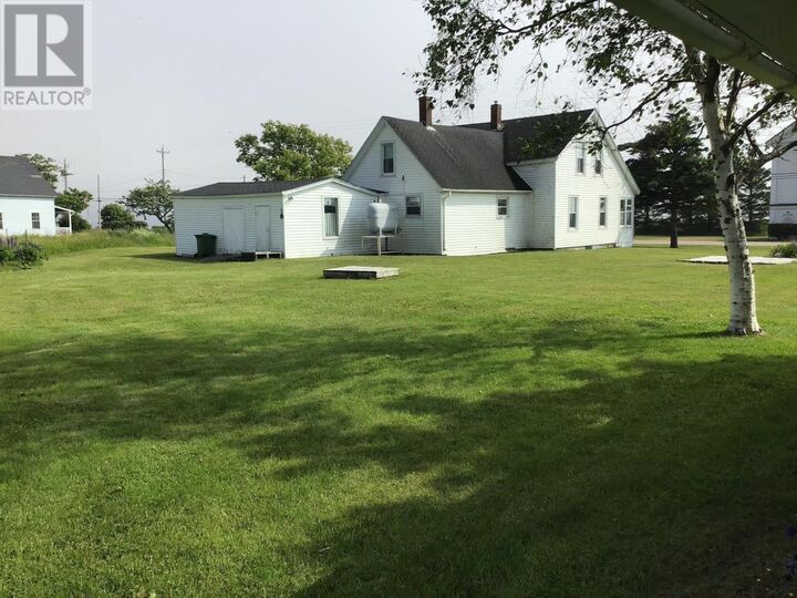 Photo de la propriété:  3685 Highway 209  NS B0M 1A0 