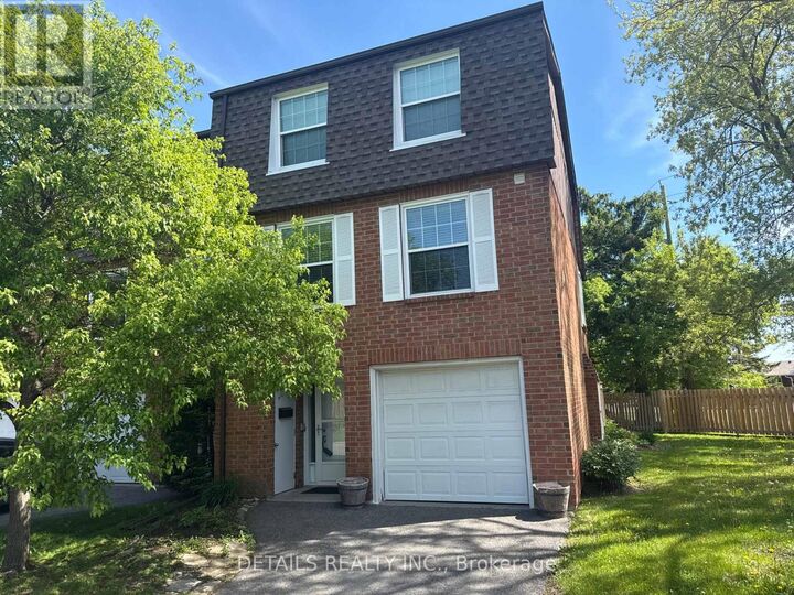 Property Photo: 40 Appleby Private ON K2C 3P4