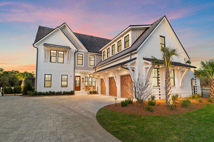 Property Photo: 49 Sundew Place FL 32461