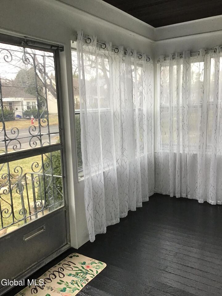 Property Photo: 3 Crescent Drive NY 12208