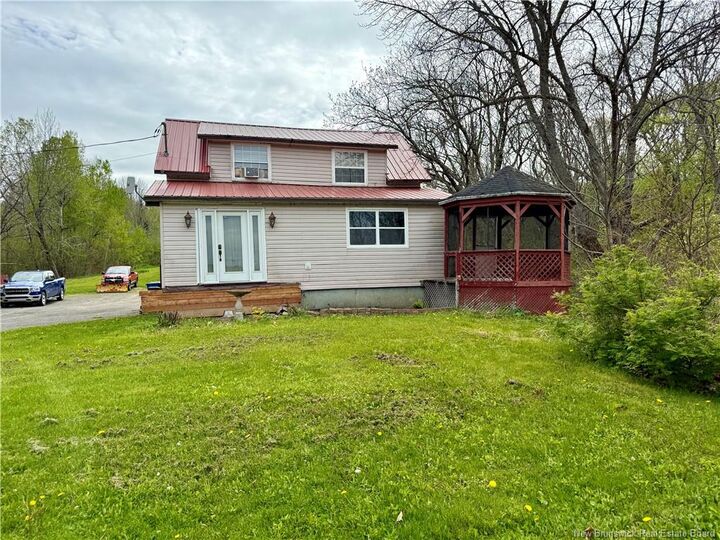 618 Rte 165 — photo 1