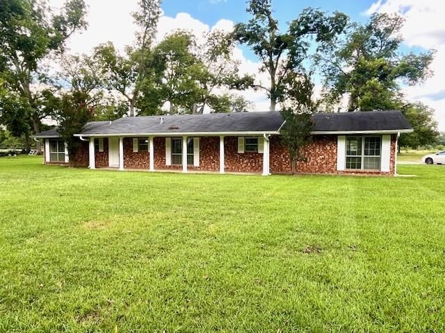 Property Photo:  203 Rapides Station Road  LA 71409 