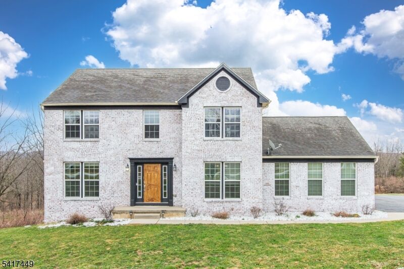 Property Photo:  5 Sterling Dr  NJ 07461 