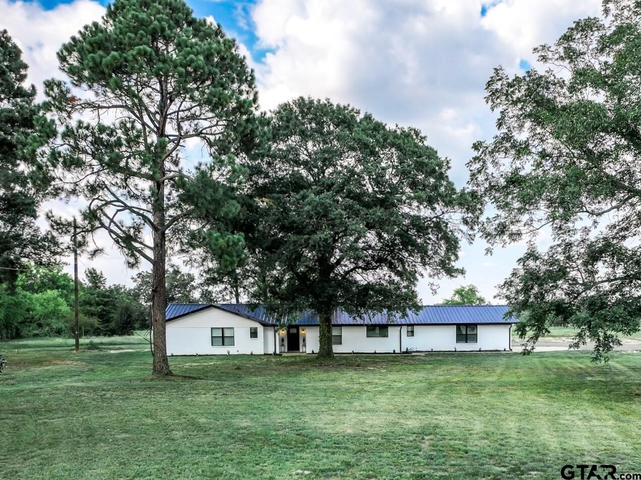 Property Photo:  17113 E Texas Highway 11  TX 75494 
