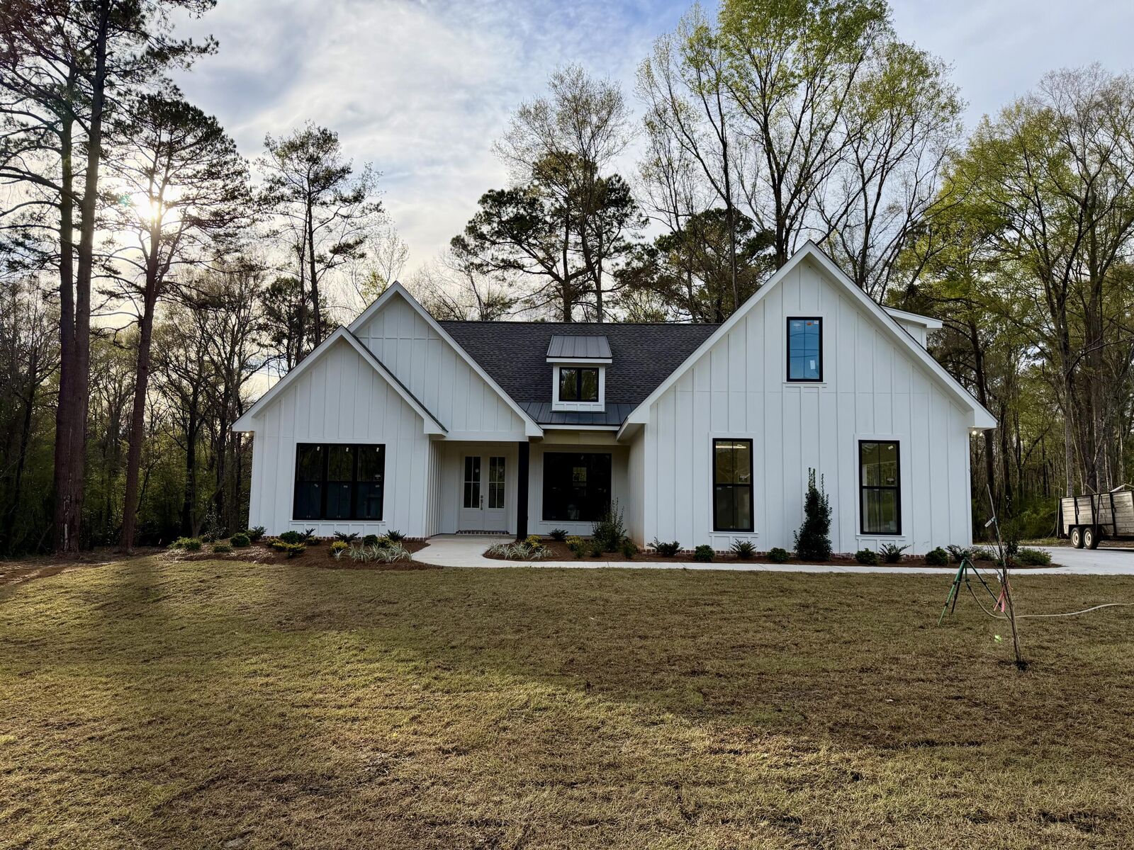 Property Photo:  39 Forest Barnes  MS 39465 