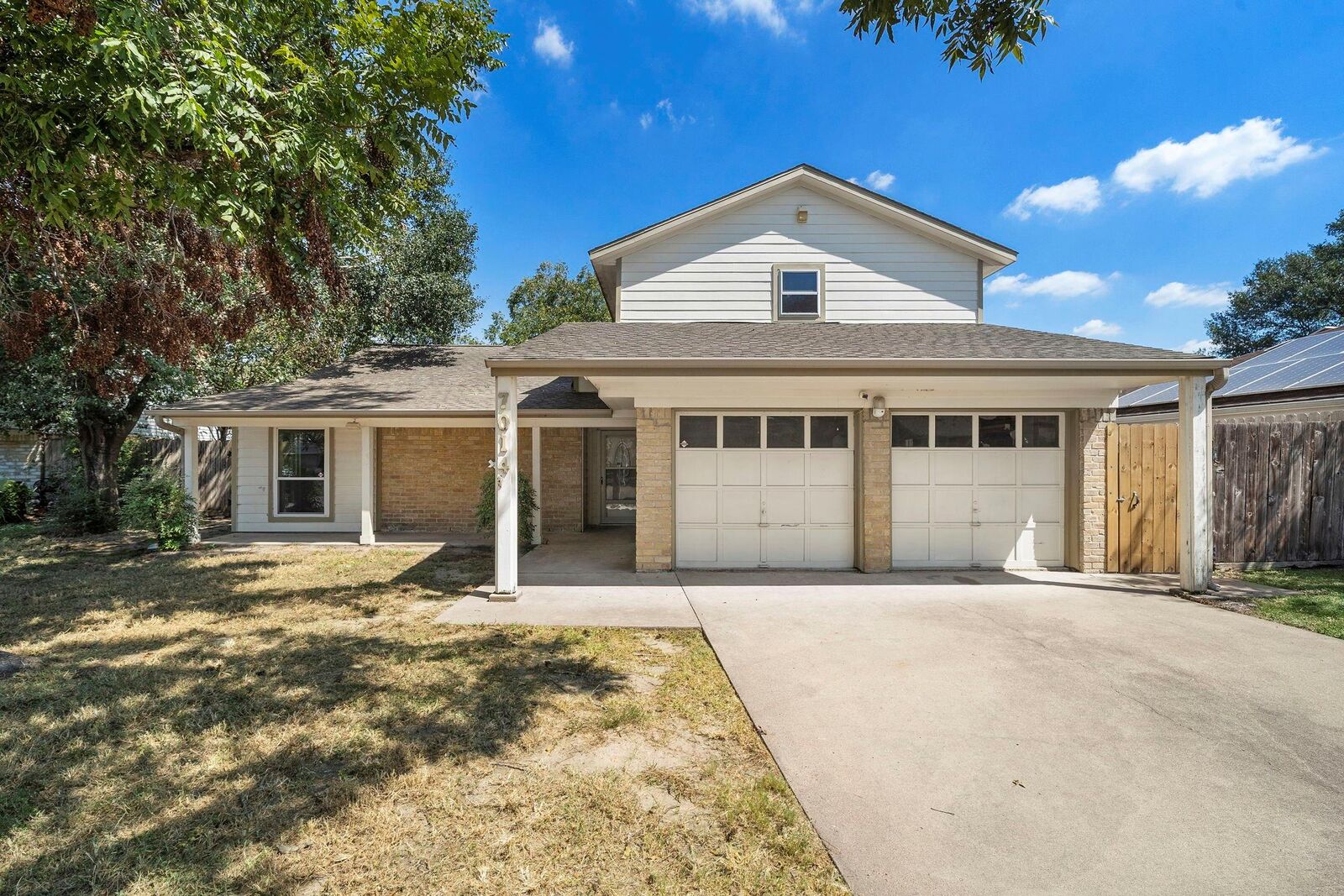 Property Photo:  7014 Woodfern Drive  TX 77040 