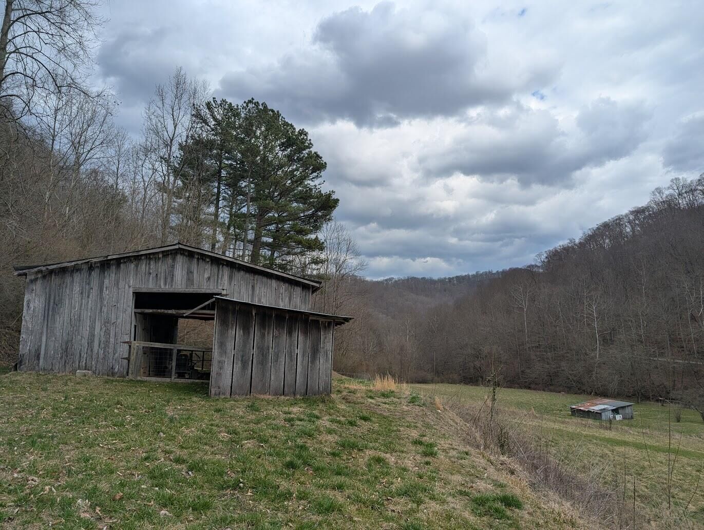 Property Photo: 456 Arnetts Fork Road KY 40914