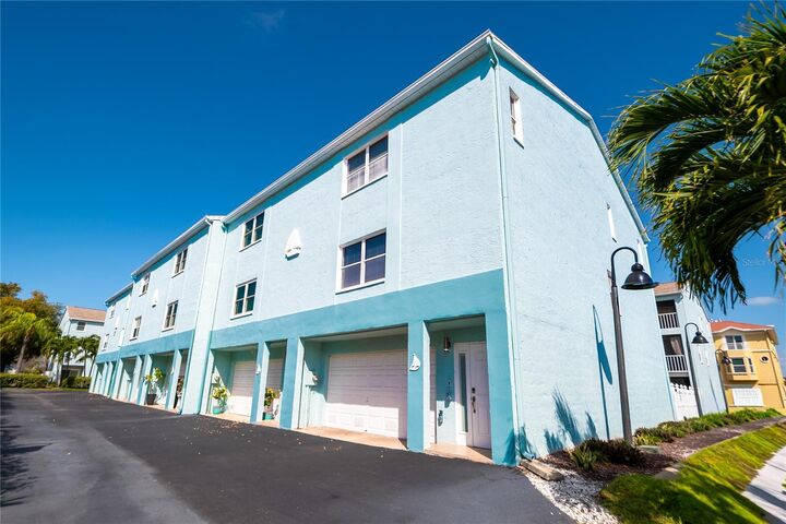 Property Photo:  1101 Pinellas Bayway S 206  FL 33715 