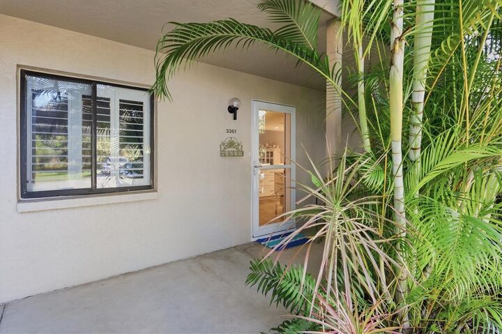 Property Photo:  3361 Cross Creek Drive 3361  FL 34231 