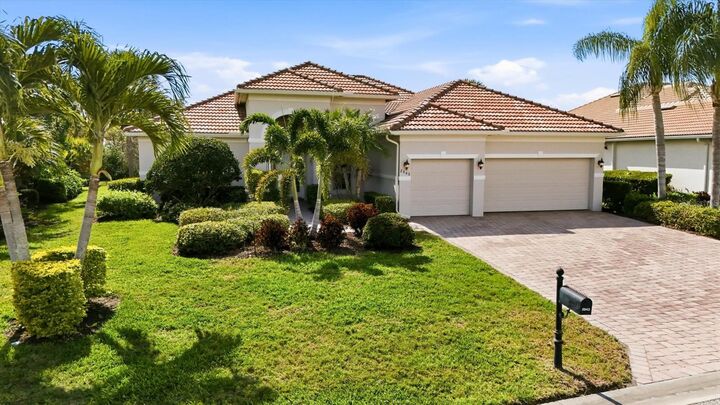 Property Photo: 2943 Mill Creek Road FL 33953