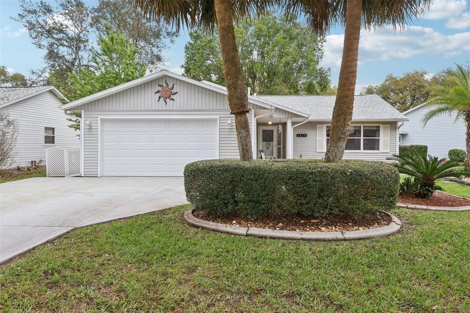 Property Photo:  1614 New Abbey Avenue  FL 34788 