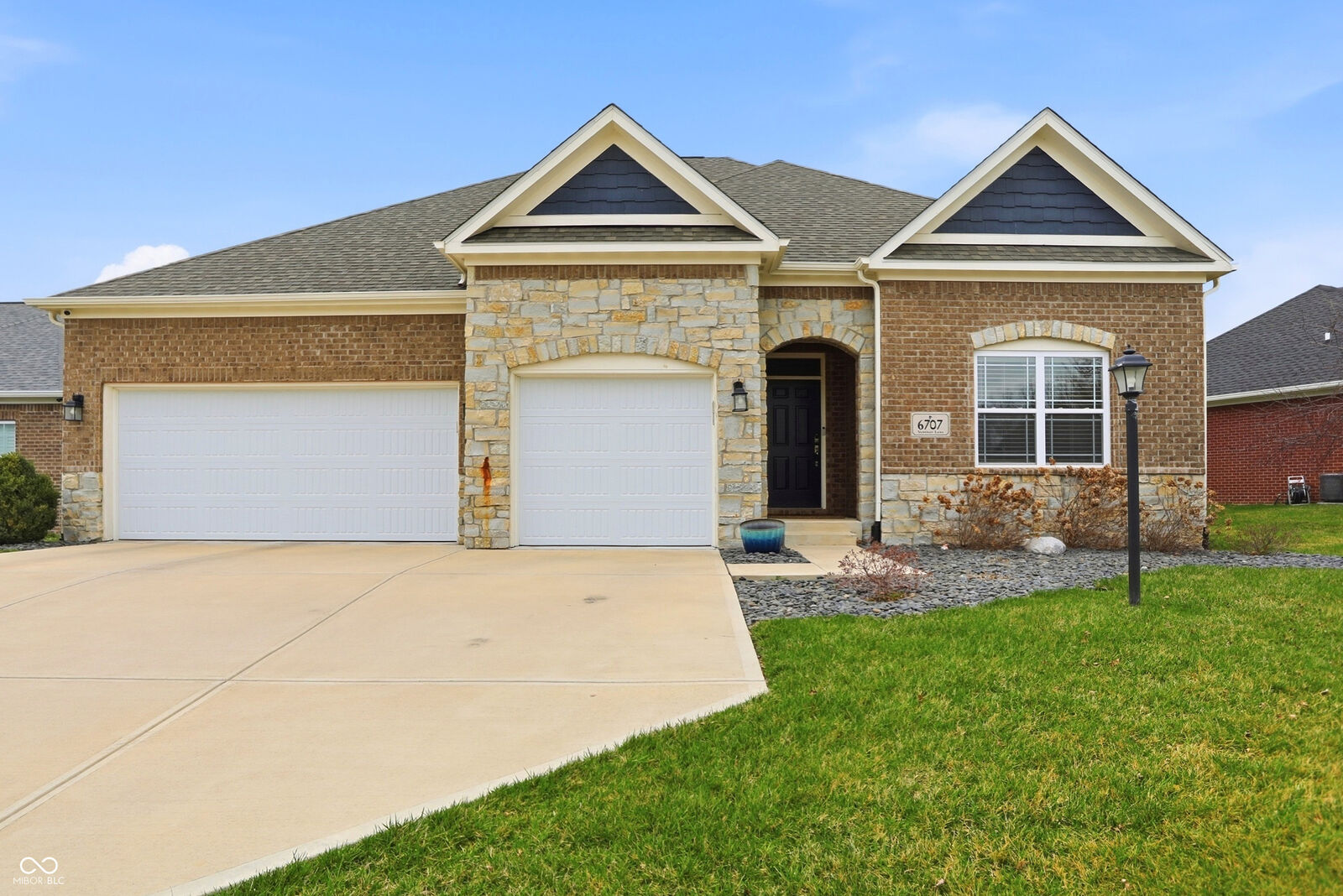 Property Photo: 6707 Ventnor Lane IN 46217