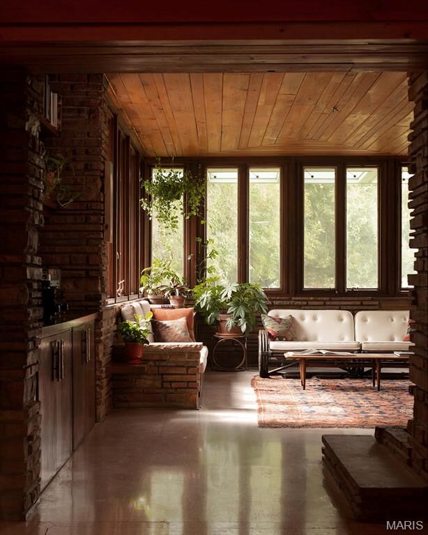 Property Photo:  1222 W Cape Rock Drive  MO 63701 