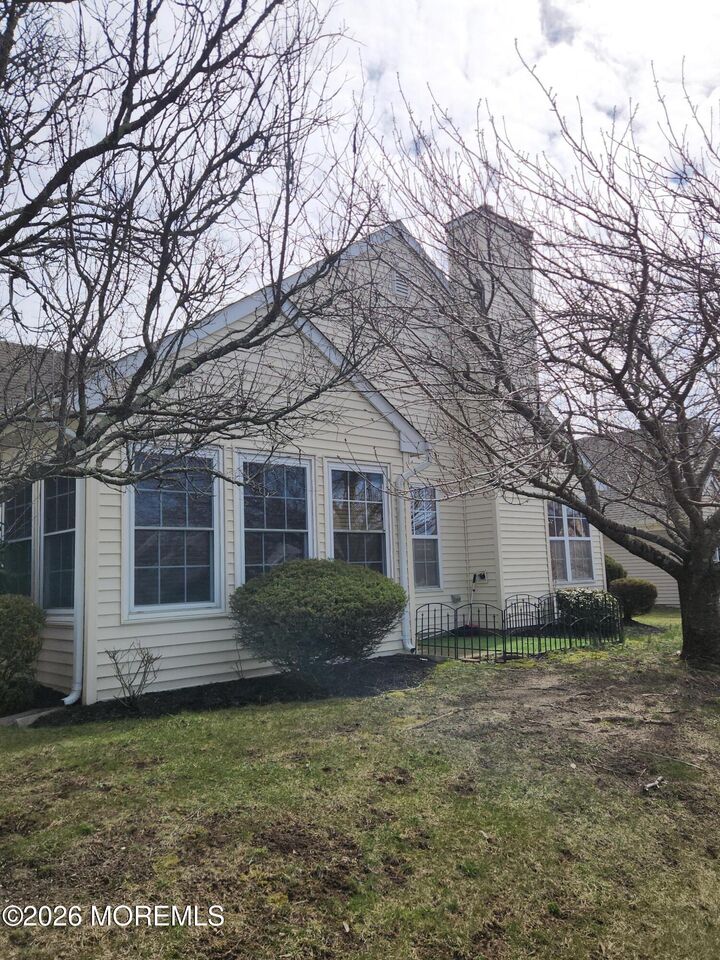 Property Photo:  20 Winding River Road  NJ 08701 