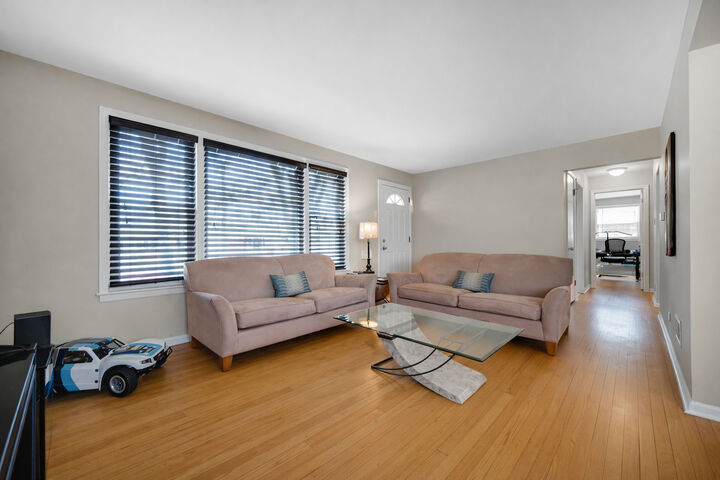 Property Photo:  21308 Tower Avenue  IL 60443 