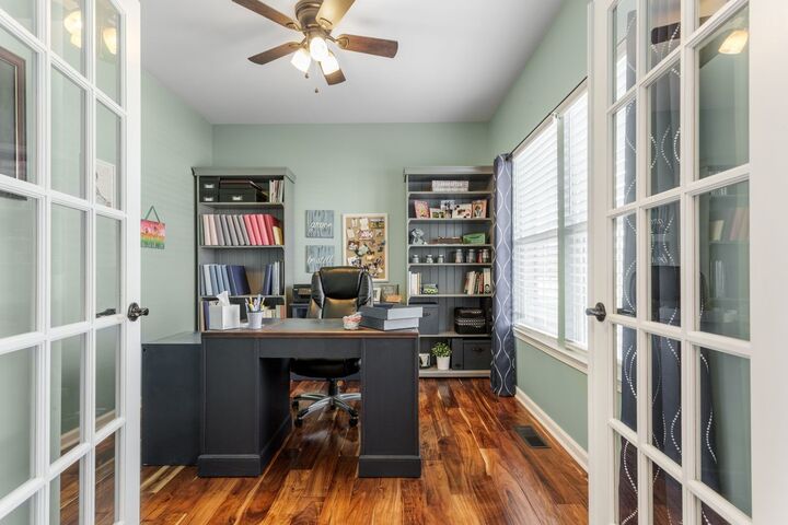 Property Photo:  959 Sunburst Lane  IL 60136 