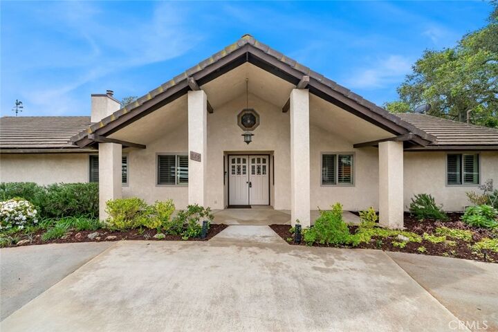 Property Photo:  825 Sandydale  CA 93444 