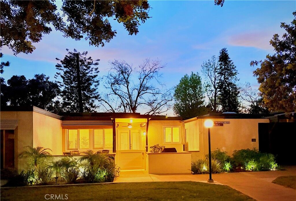 Property Photo:  13360 Del Monte Drive M15-2C  CA 90740 