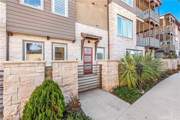 Property Photo:  1309 Doheny Way  CA 92629 