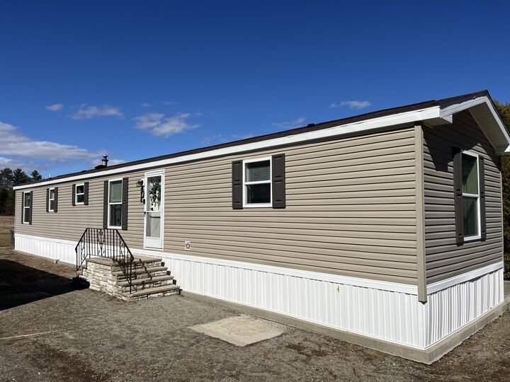 Property Photo:  393 Nickerson Road  ME 04915 