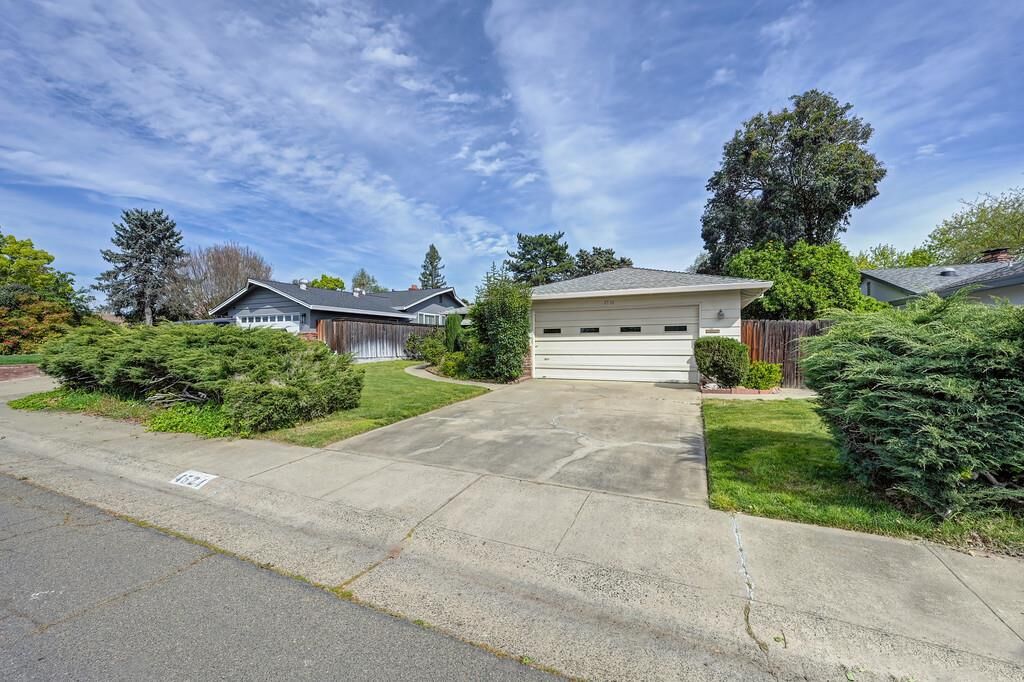 Property Photo:  4524 Bela Way  CA 95608 