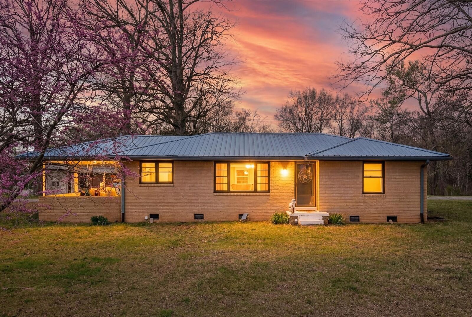 Property Photo: 146 Scotts Chapel Rd TN 37050