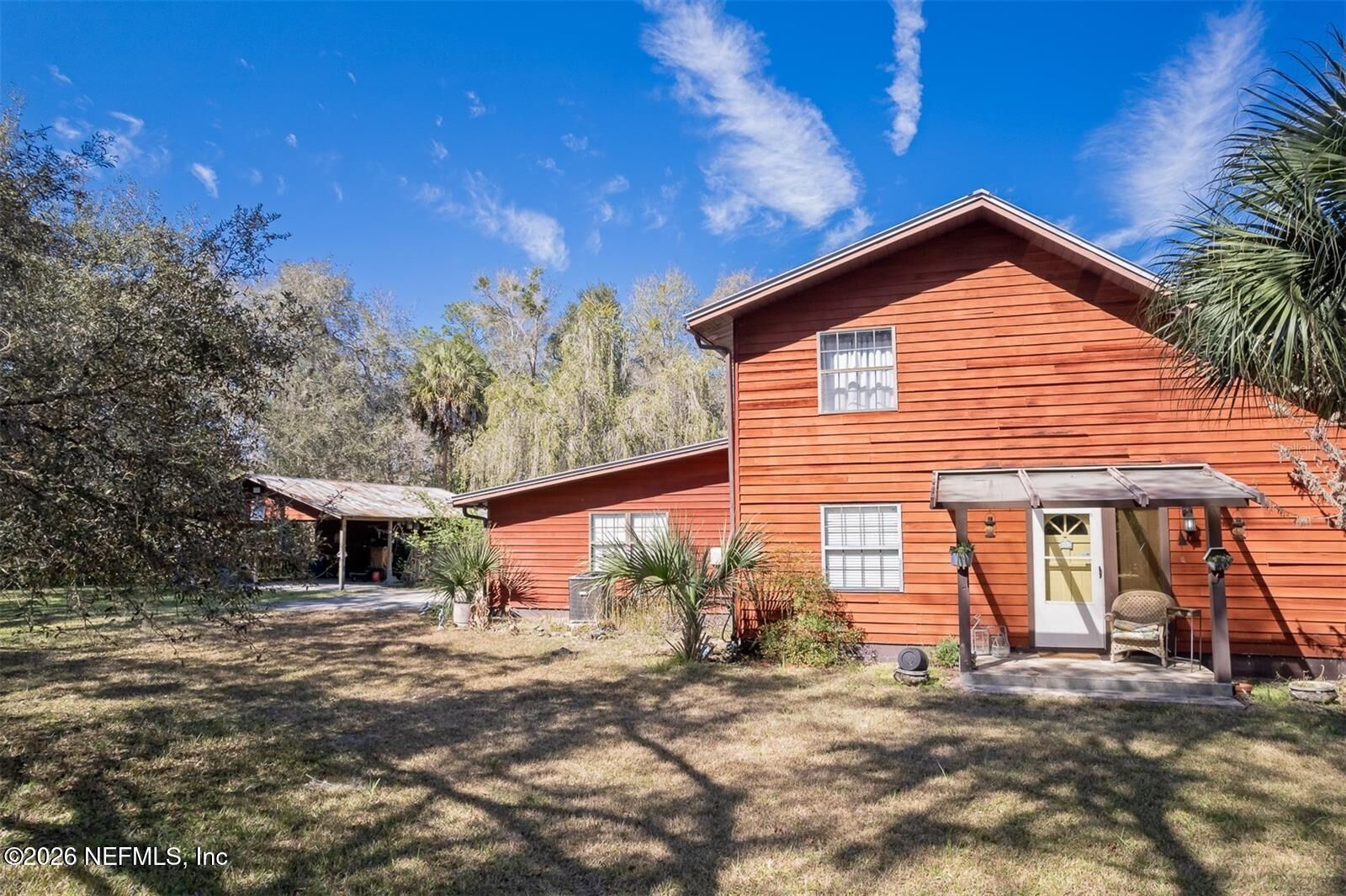 Property Photo: 596 Fl-20 FL 32177