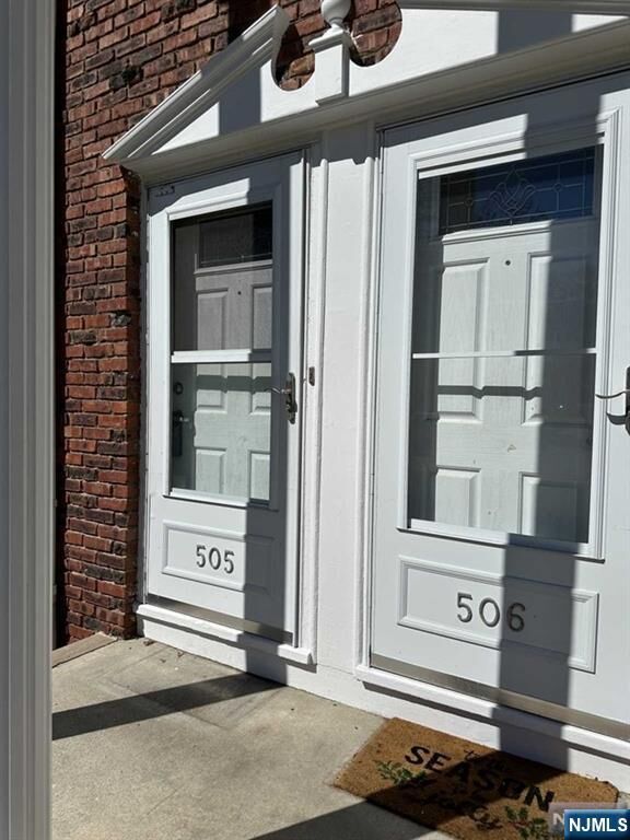 Property Photo:  505 Washington Drive  NJ 07446 