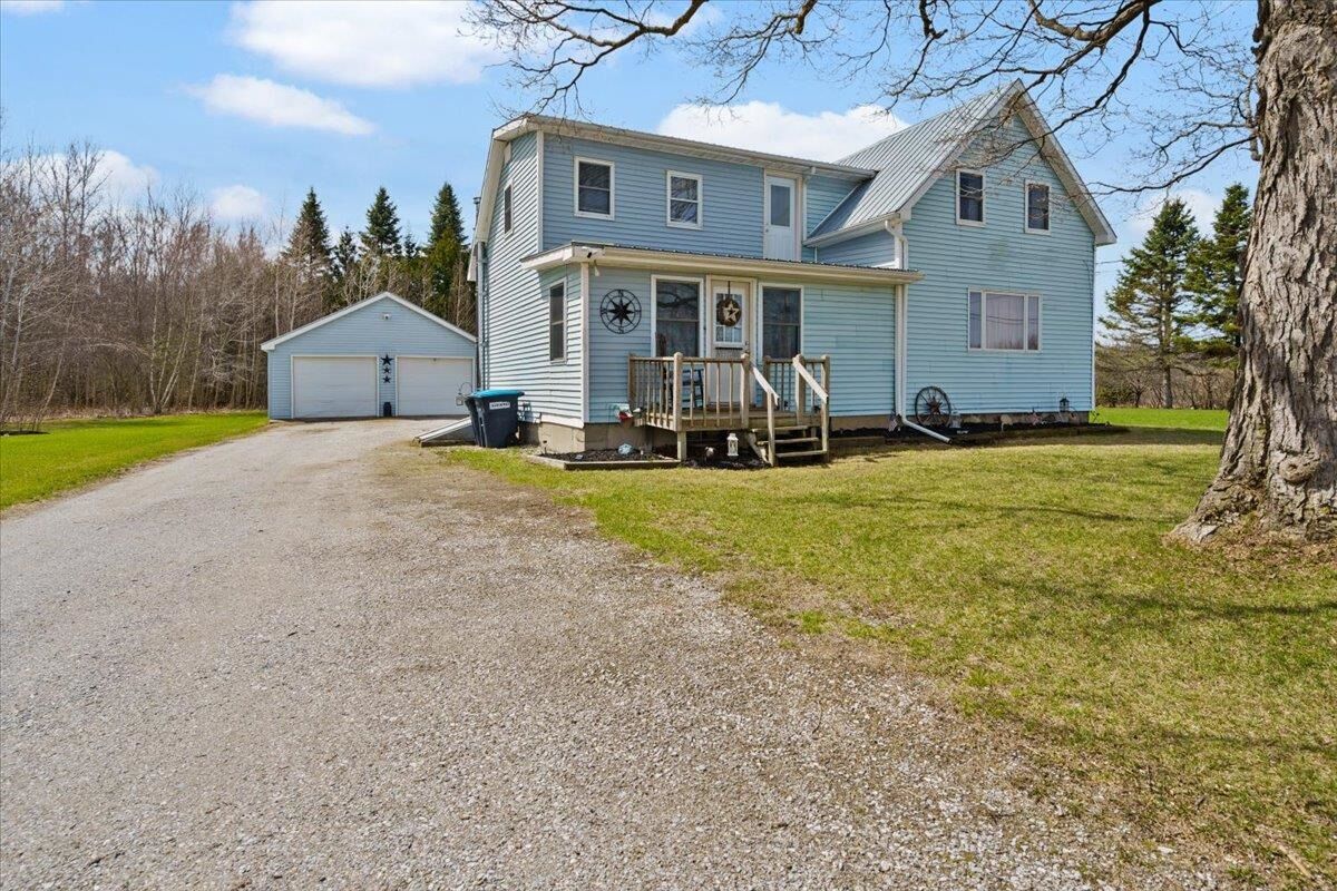 Property Photo: 1346 Bridge Road VT 05474