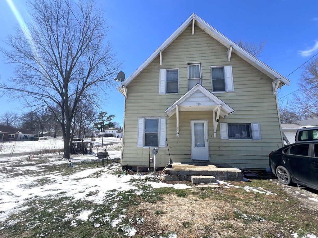 Property Photo:  203 Ellison St  MO 64683 