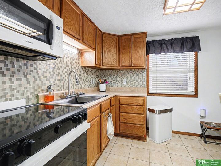 Property Photo:  2146 Polk Street  NE 68107 