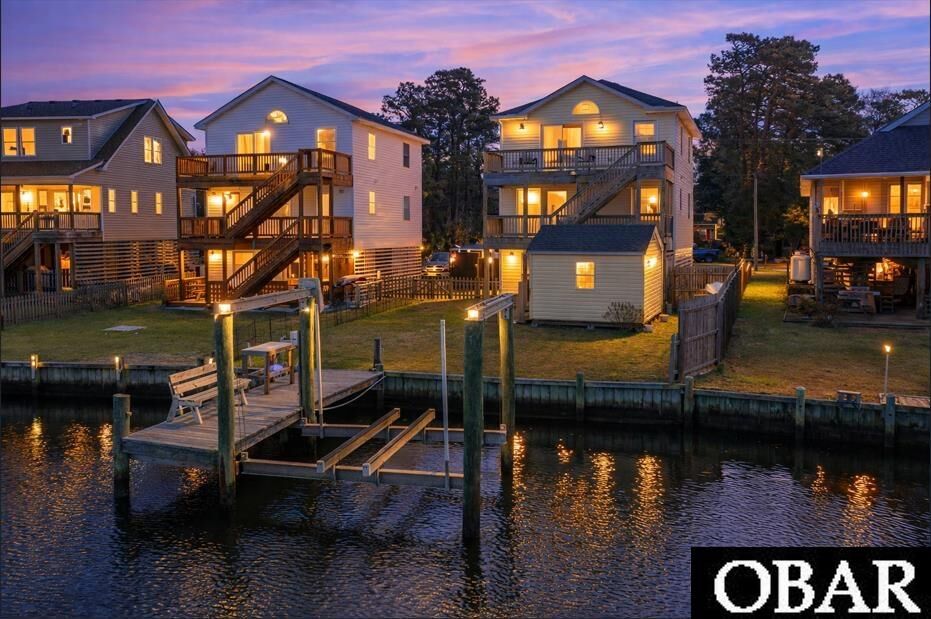Property Photo:  422 Harbour View Drive  NC 27948 