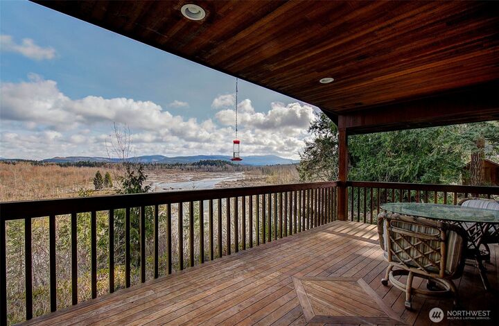 Property Photo:  500 S Toutle Road  WA 98649 