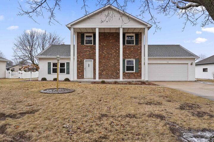 Property Photo:  553 Gwynn Street  WI 54301 